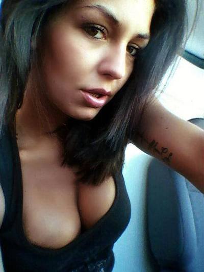 Julia from Missouri is looking for adult webcam chat