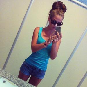 Kiara from New Mexico is looking for adult webcam chat